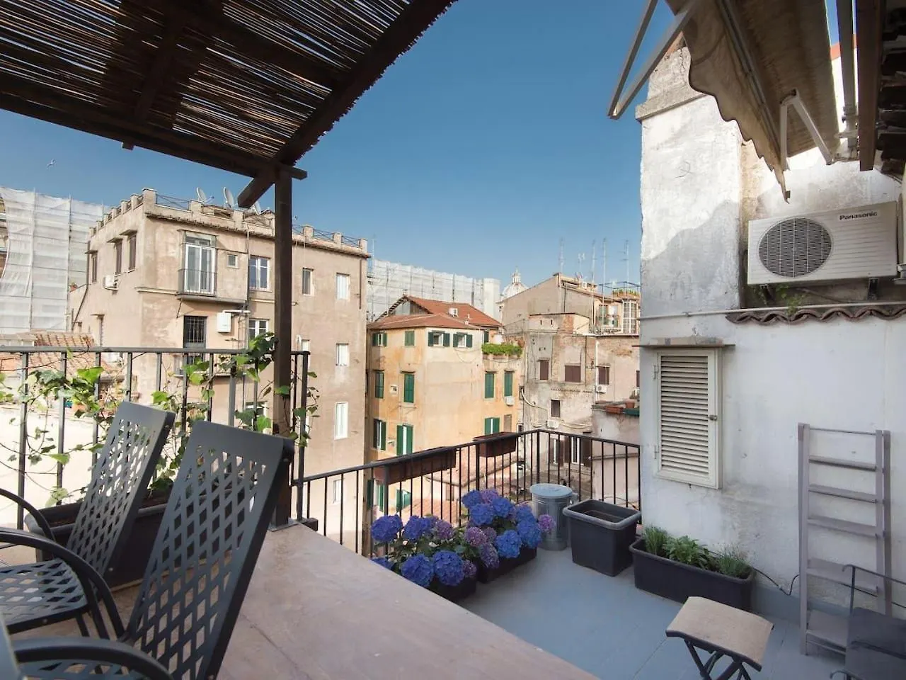Navona Penthouse Apartment Rome Italy